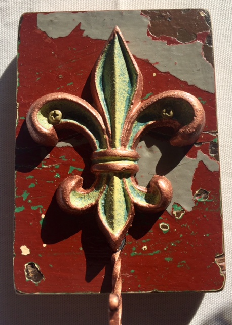 Fleur-de-lis and the Meaning of Symbols - Alyssa Burns Communications